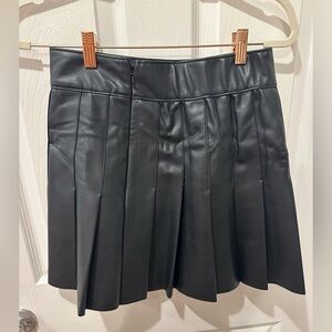 Abercrombie vegan leather pleated mini skirt